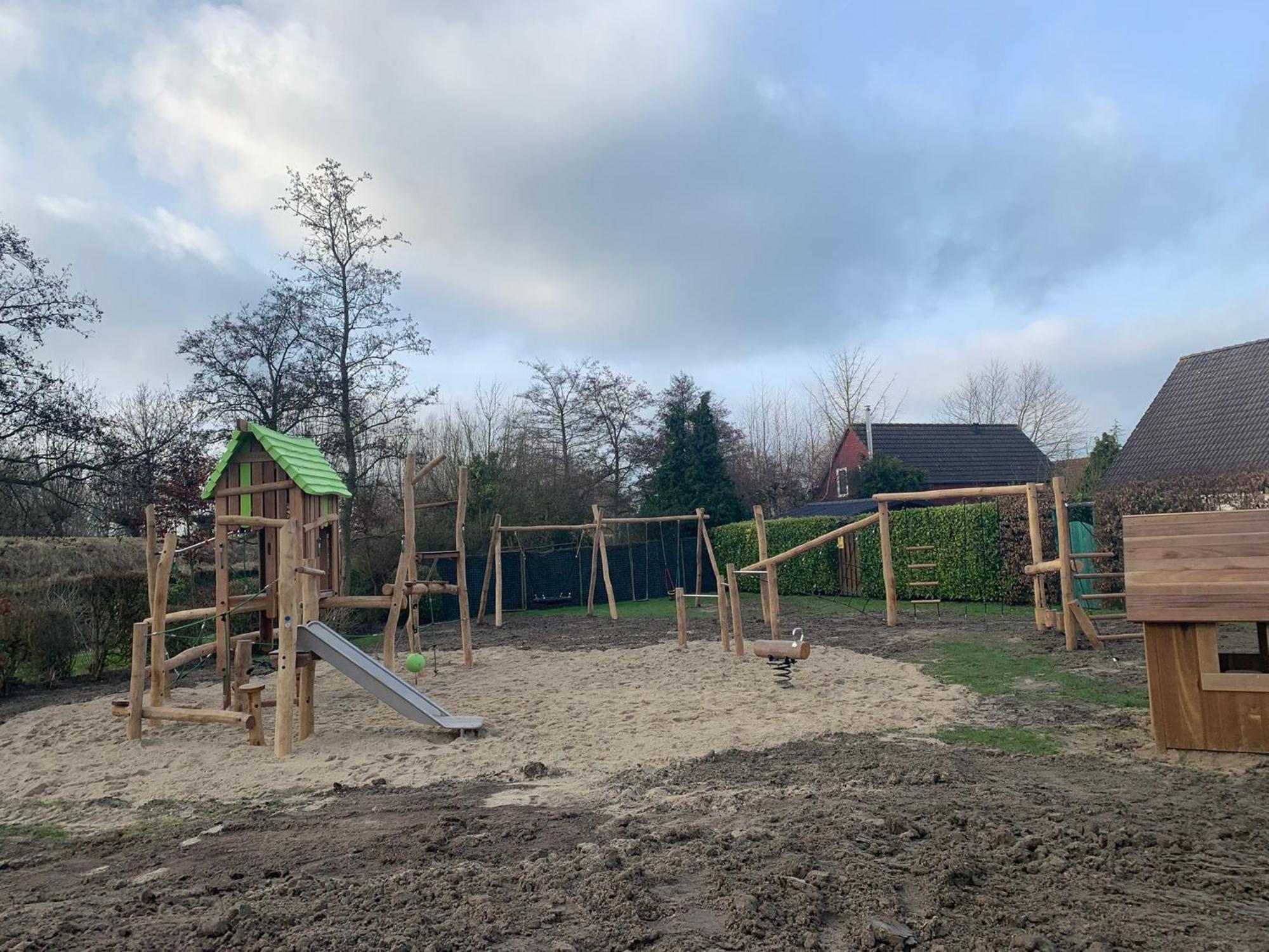 Vakantiehuis Op Villapark Oesterbaai Aan Zee , Met Speeltuin Grenzend Aan De Tuin Wemeldinge Room photo